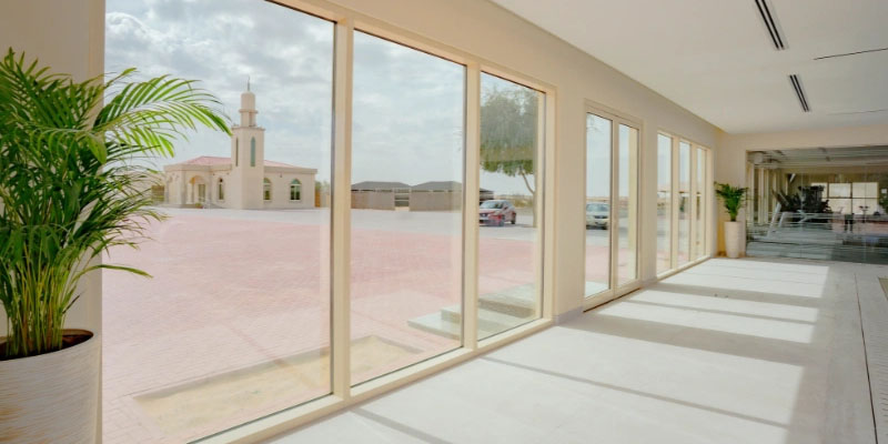 antique mirror in Dubai